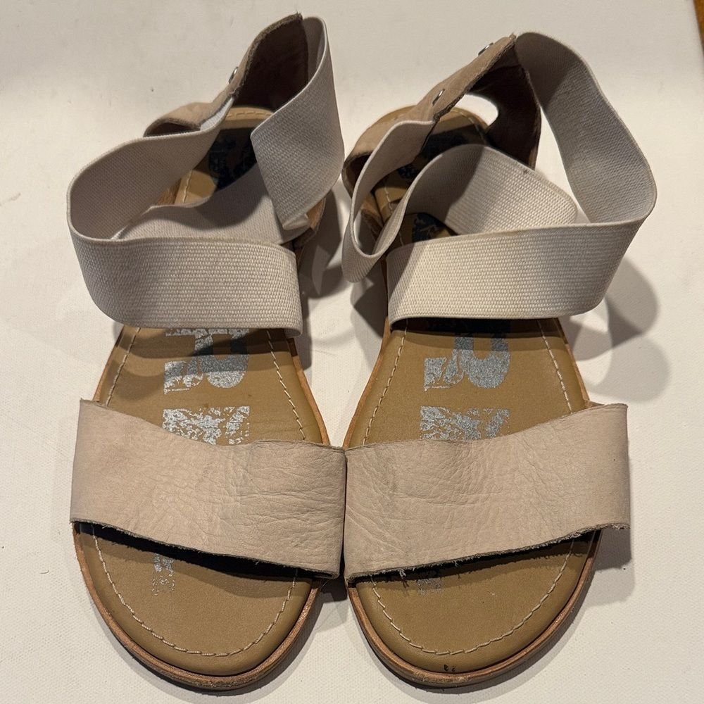 Sorel Tan Women's Sandals